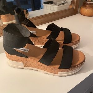 Steve Madden Bandi Platform Sandal, size 9